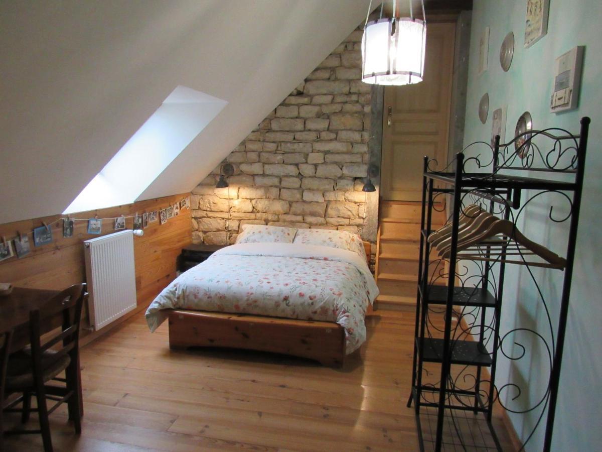 Chambres D'Hotes Les Arondelles Virey-le-Grand Kültér fotó